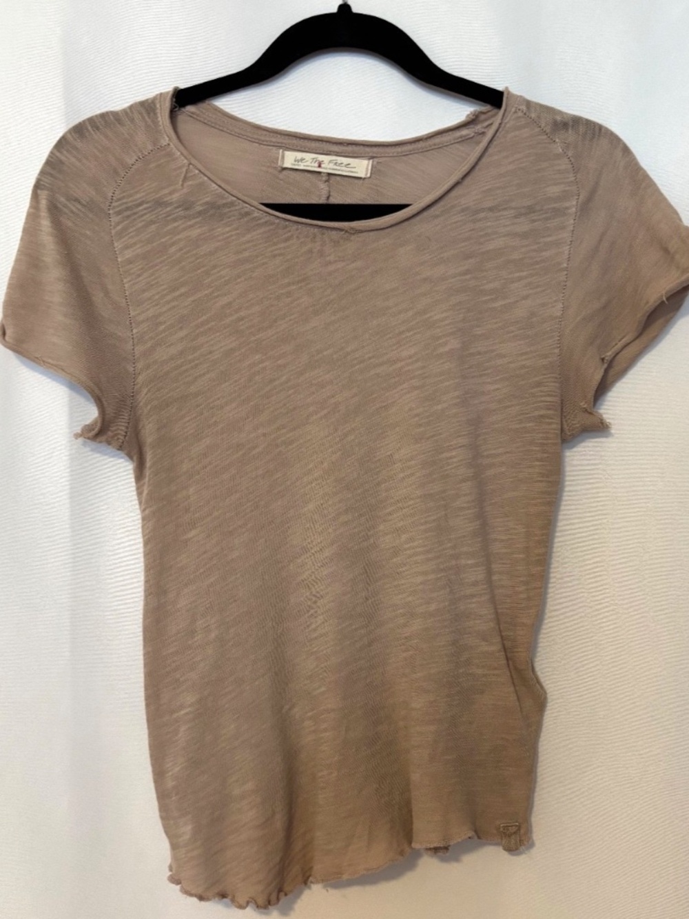 We The Free Free People Beige Slub Knit Tee Small Short Sleeve Raw Hem Top